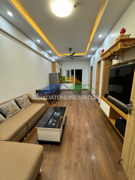 Chủ nhà cần bán gấp căn hộ 2 ngủ full đồ ban công đông nam chung cư Thanh Hà