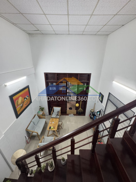 ♥ nhà lô góc sát mt lê duẩn, 57m2, gác lửng đẹp, nhỉnh 4 tỷ