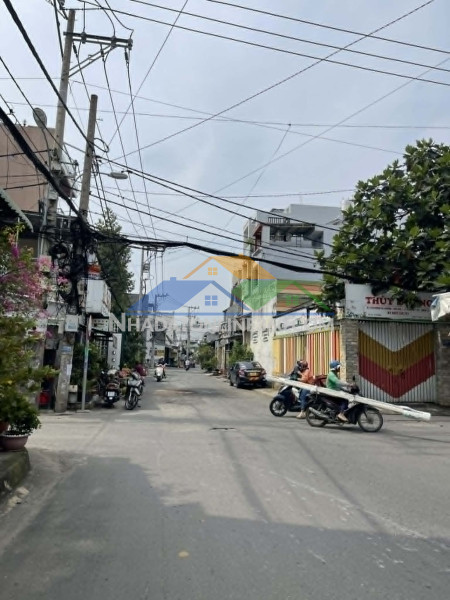 Bán nhà măt tiền , đường nguyễn thành vĩnh p tmt q12, 36m2, 2 tầng, nhỉnh 3 tỷ