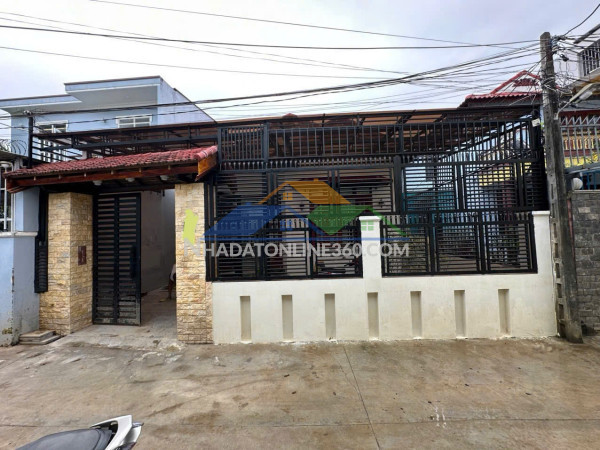 Bán lô đất đẹp mặt tiền đường phong châu, nam nha trang.