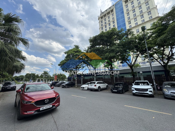 Bán nhà đẹp mặt phố hoàng như tiếp- lô góc - kinh doanh- via he 100m5 tầng nhỉnh 49 tỷ