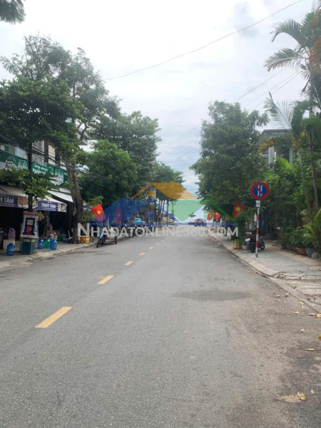 Bán đất tặng nhà 2 tầng mặt tiền 7.5m gần biển mỹ khê, hạ chào 900tr, chỉ còn 10.6 tỷ