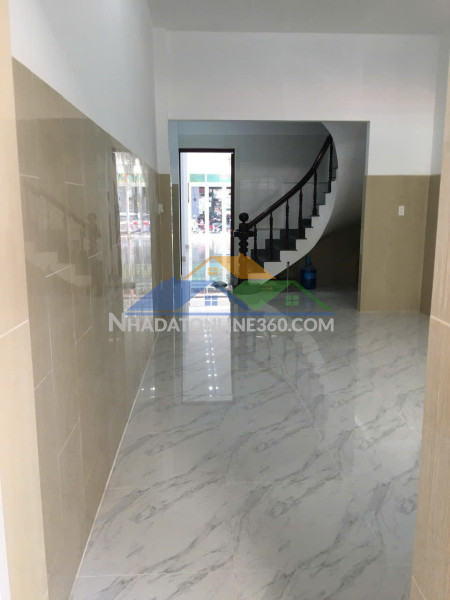 Chính chủ bán đất mặt tiền quốc lộ 13, vị trí đắc địa,...