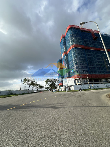 Bán lô góc lê văn duyệt, sơn trà 550m2, ngang 21m đối diện bờ sông hàn