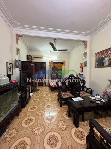 Bán nhà mặt phố lò đúc, 45m2, 3 tầng, mặt tiền 4.3m, 26.6 tỉ, vỉa hè rộng, kinh doanh đỉnh