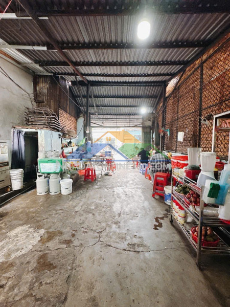 Bán nhà trung tâm q4
ngang 3.6 dài 15 -4 tấm hơn 4 tỷ