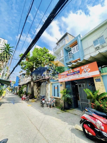 Giáp tân bình – quận 11 – hẻm xe hơi thông – diện tích 176m² – 3 tầng – giá tốt khu vực