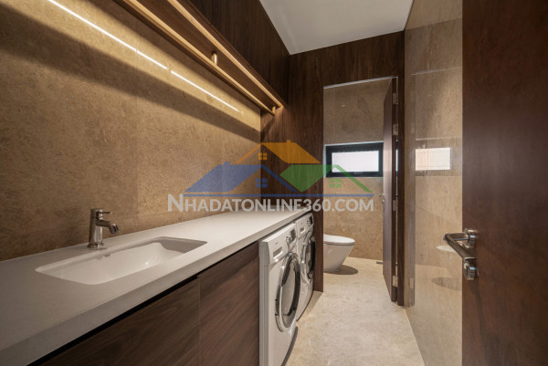 Bán căn 3pn ,2wc regal complex đà nẵng – view tp