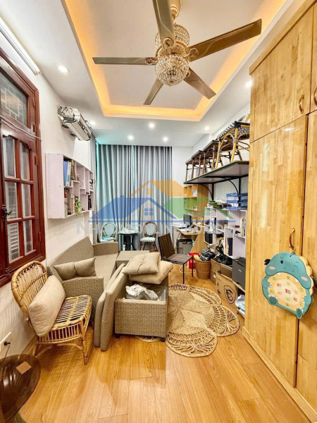 Bán nhà 5 tầng mặt phố tây hồ – lô góc vỉa hè 10m – kinh doanh đỉnh  giá 28 tỷ