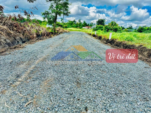 Buôn hồ- đắk lắk dt hơn 5oom2 full vườn vải cần tiền gấp bán 129tr hết đất