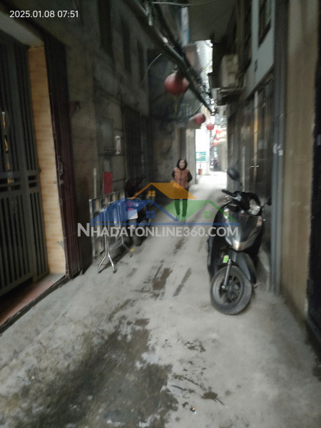 Bán gấp giá rẻ mặt phố hai bà trưng 22m/33mt2, 5 tầng, mặt tiền 2.8m, 21 tỷ, hoàn kiếm.