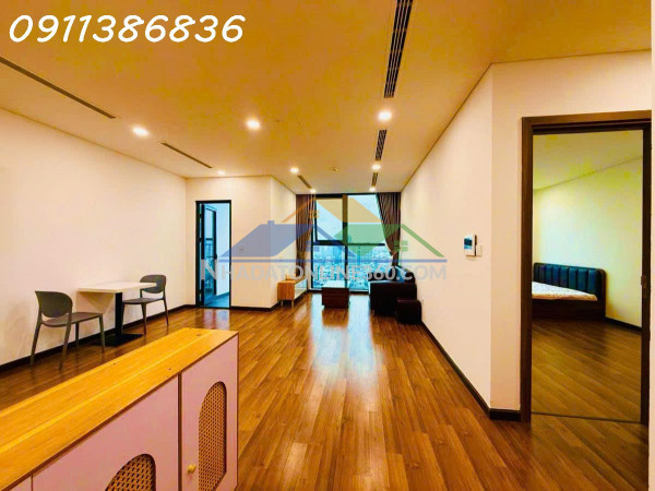 ????chung cư cao cấp mipec rubik xuân thủy 84m 2pn 2wc, mới đẹp, 11.7 tỷ