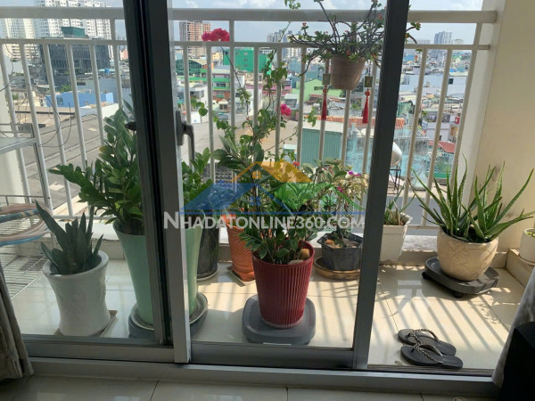 Bán căn hộ chung cư 3 phòng ngủ quận Tân Phú gần công viên...