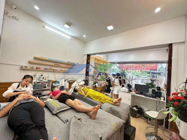 Các bạn trẻ muốn bắt đầu kinh doanh clb bi-a, vào vận hành ngay...