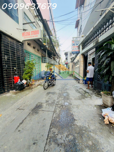 Hẻm xe hơi thông- cách 10m hẻm xe tải - 50m ra chợ cây quéo- hoàn công đầy đủ nhà đang cho thuê-50m2