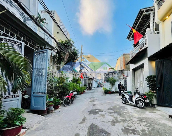 Siêu phẩm 5 tầng có 9 tỏi x phạm văn chiêu phường 16 gò vấp tp. hồ chí minh.