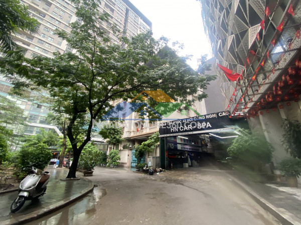 ????thửa đất  lê văn lương, ô tô tránh,  202m2 mt 9.5m, sát phố, xây tòa vip, chỉ 121 tỷ ????