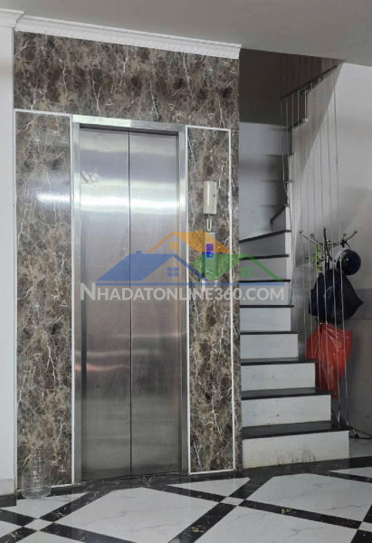 Bán tòa nhà 7 tầng - hoàng hoa thám, ba đình - thang máy-  diện tích 30m2 -  giá chào 8.5 tỷ