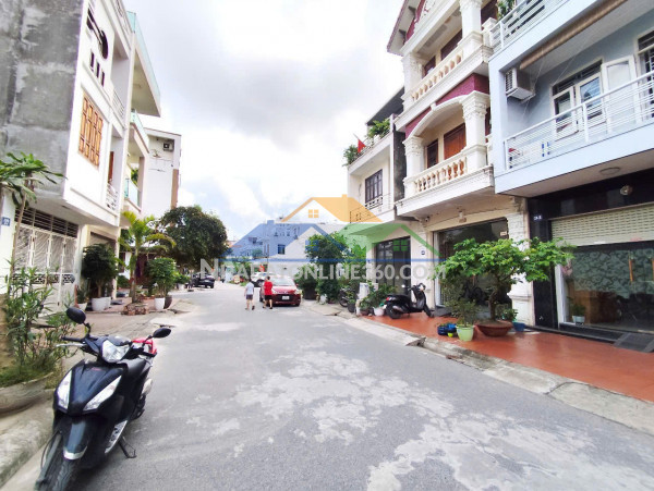 Nhà phân lô 591 thiên lôi, 66m 4 tầng, giá 8.8 tỉ đối diện aeon