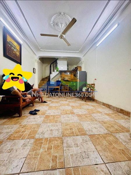 Bán nhà  thái hà 59m2.  4 tầng, mặt tiền 3.2m. giá 15 tỷ đống đa hà nội