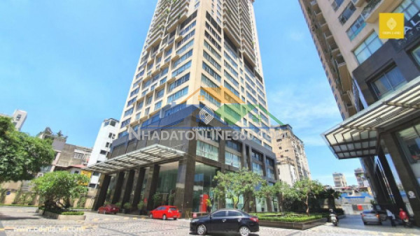 Cho thuê căn hộ 3 ngủ,139m²,full nội thất đẹp,cc cao cấp sky...