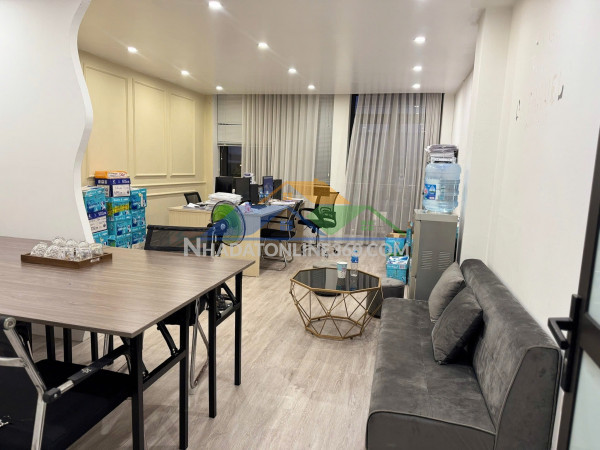 Cần nhượng lại văn phòng minh khai, hai bà trưng, hà nội