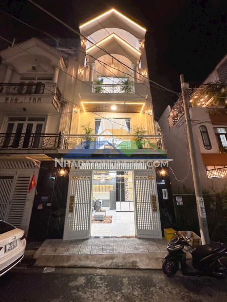 Khu vip 1979 huỳnh thị đồng nhà đồng bộ cao tầng . thị trấn nhà bè.hẻm xe hơi 7m