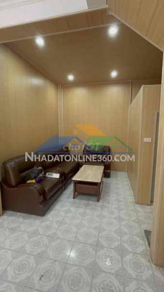 Cho thuê nhà nguyên căn 2 tầng tại phố hồng mai, quận hai bà trưng