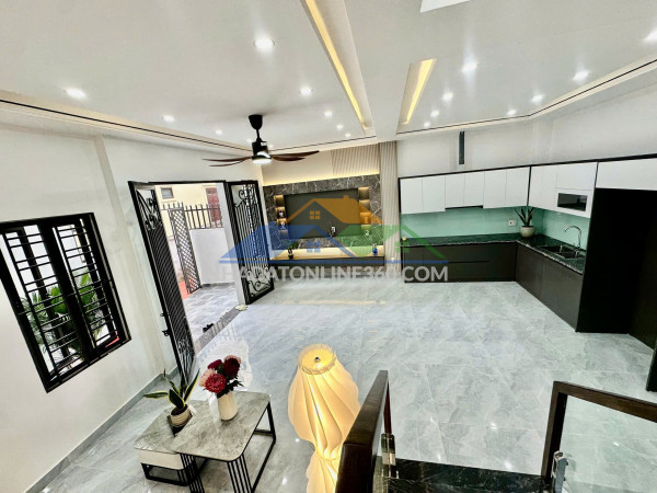 Bán nhà mới xây 4 tầng độc lập tại trung hành – sân cổng riêng, hai mặt thoáng, trung tâm hải phòng