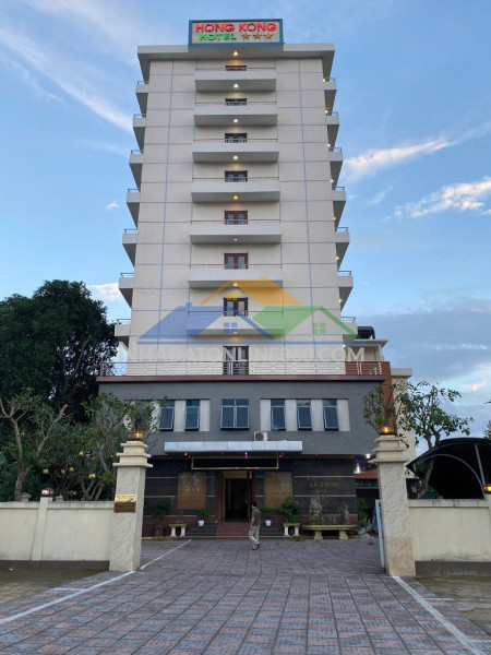Bán khách sạn 3 sao 11 tầng 70 phòng lê viết thuật tp vinh  1.080m² đất lô góc  doanh thu 6.6 tỷ/năm