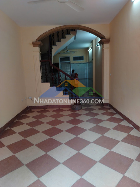 Cho thuê nhà nguyên căn ngõ 18 định công thượng,  55m² x 4 tầng 13 triệu