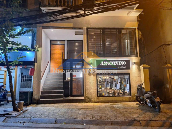 Cho thuê mặt bằng mặt bằng kinh doanh tại  mặt đường trấn...