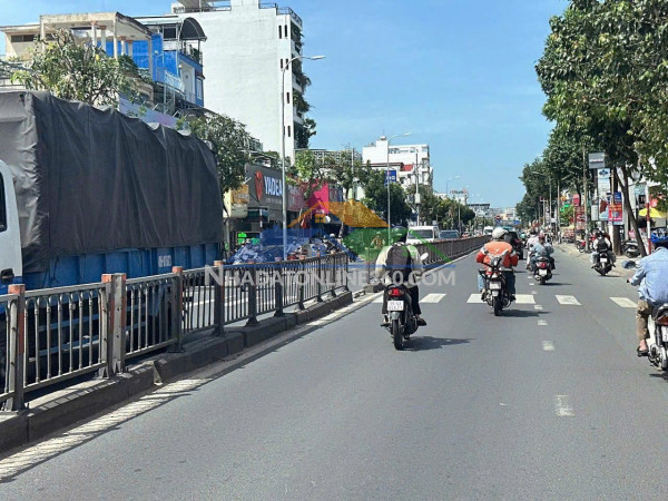 Chdv 6 lầu mới ngang 7m 148m2 17pn full nt hxt quang trung gần chợ htt...