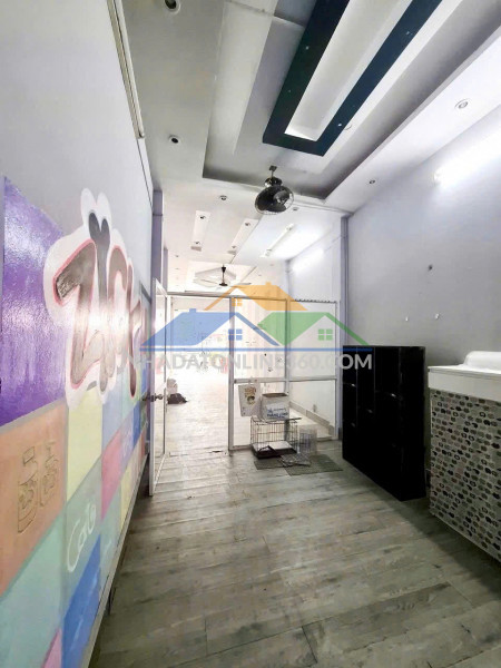 Cho thuê nhà mặt phố giải phóng, 50m² x 4 tầng, 3pn, 3 wc, 10 triệu