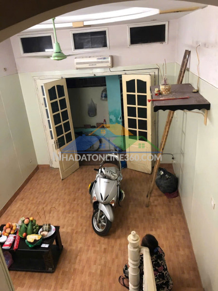 Cho thuê nhà ngõ quỳnh 35m² × 4 tầng, 3pn 3vs, 9 triệu/tháng.