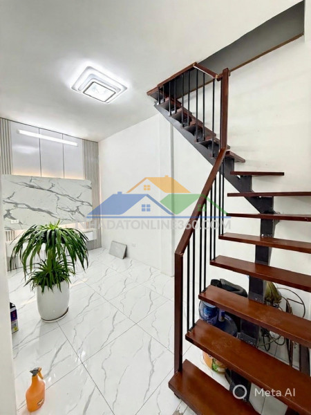 Bán nhà hoàng hoa thám dt 20m x5 tầng chỉ 3,650 tỷ sổ đỏ,ngõ thông,gần phố,nhà đẹp