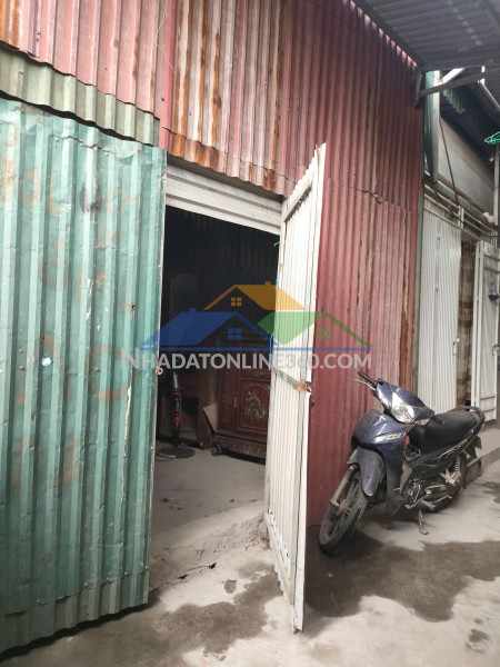 Bán gấp giá rẻ giải phóng 32m, 1.5 tầng, mặt tiền 4.5m, 700 triệu, hoàng mai.