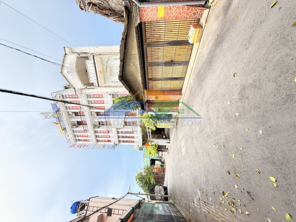 Bán nhà ngõ tô ngọc vân, q.12, 97m2, 3pn,nhỉnh 4 tỷ hxh 3m