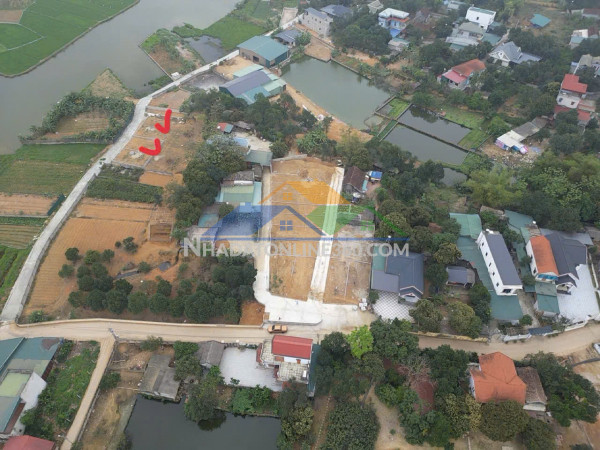 Chính chủ bán lô đất view hồ – 2 mặt thoáng hiếm có