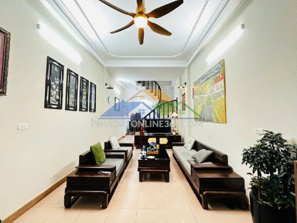 Hot !!! sở hữu ngay căn nhà đẹp - giá tốt- vị trí đắc địa tại đường kim giang - thanh liệt