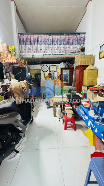 Gấp bán nhà khánh hội - quajajn 4 - 62m2 - 2 tầng - 5 pn - 6.5 tỷ