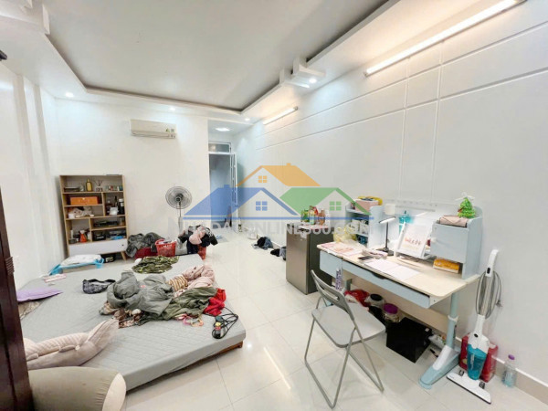 Nhà lô 22 lê hồng phong, mặt đường 22m siêu to, 60m 4 tầng, giá...