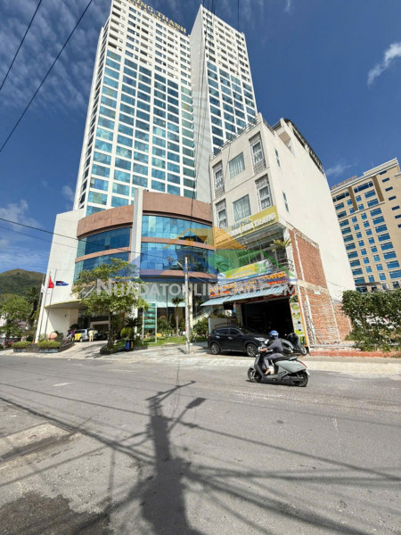 Bán lô đất sát biển ba làng hẻm oto dương hiến quyền, bắc...