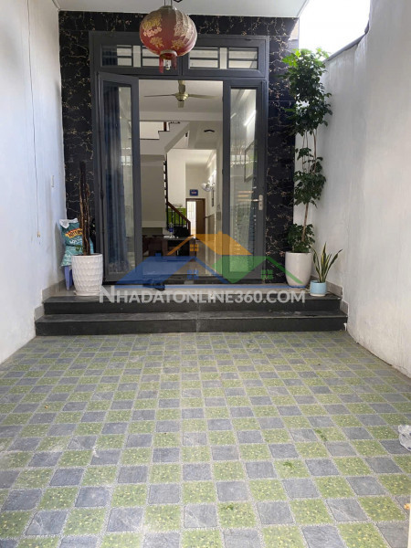 Còn sót 1 căn giá tốt nhất khu vưc.
bán nhà 2 tầng k lạc long quân hoà khanhs