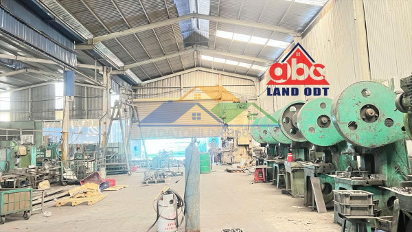 Xt677 xưởng cho thuê sản xuất thích hợp nhiều ngành nghề, trống xưởng bàn giao liền