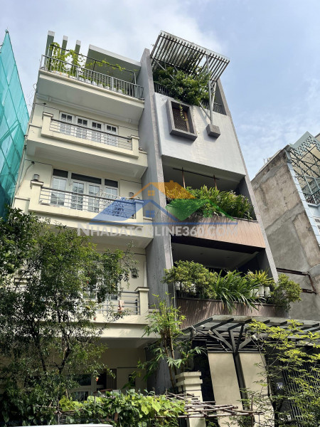 Cực đẹp, bán nhà phố giảng võ, ô tô vào nhà, thang máy, chỉ 16 tỷ