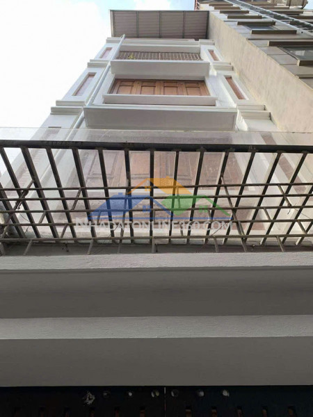 ????nhà đẹp dân xây ở mễ trì – nam từ liêm –liên thông thuận tiện khuất duy tiến – ở rất thích lh 09.720.78.667