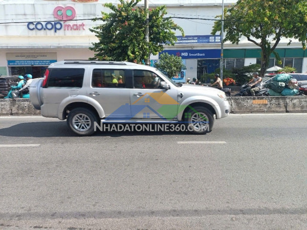 Bán nhà 3 tầng, 4pn măt tiền phan văn hớn ,p.ttn  q.12. dt 45m2, sh, 12.8 tỷ.