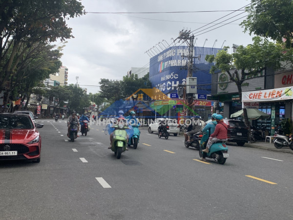 Nhà mặt tiền ông ích đường 172m2 giá 11,67 tỷ cẩm lệ