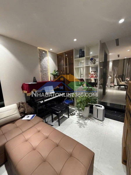 An dương - tây hồ - nhà mới 6 tầng – ô tô 16 chỗ đỗ cửa – thang máy – 2 thoáng trước sau